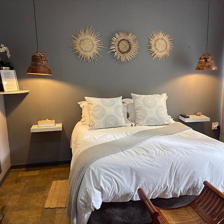 Luxury Upmarket Guesthouse 20 On 4Th รัสเทนเบิร์ก ภายนอก รูปภาพ