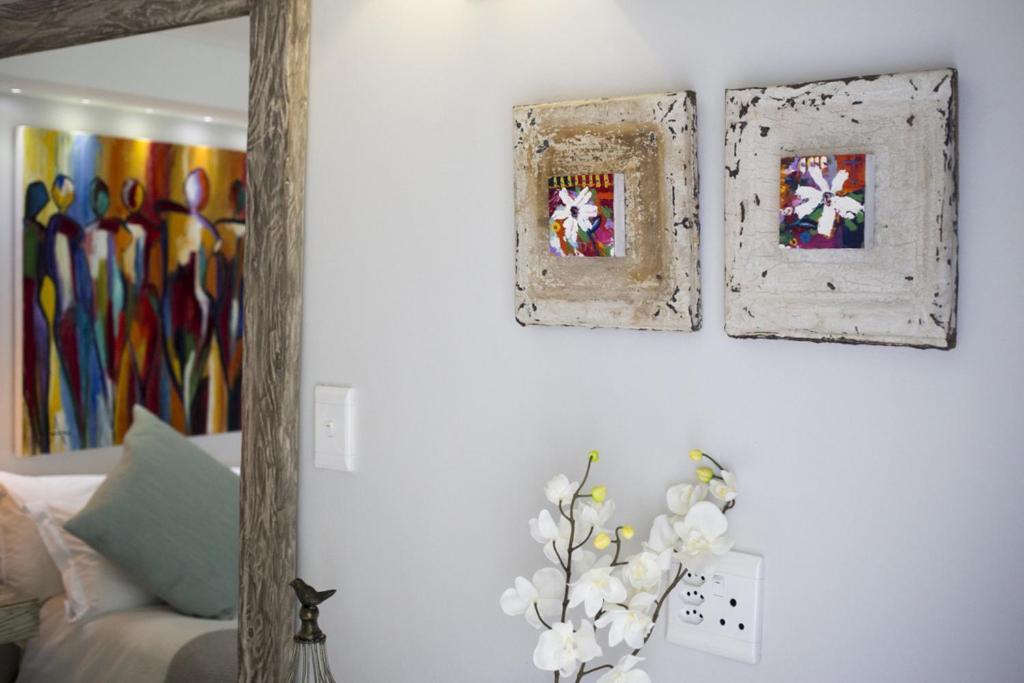 Luxury Upmarket Guesthouse 20 On 4Th รัสเทนเบิร์ก ภายนอก รูปภาพ
