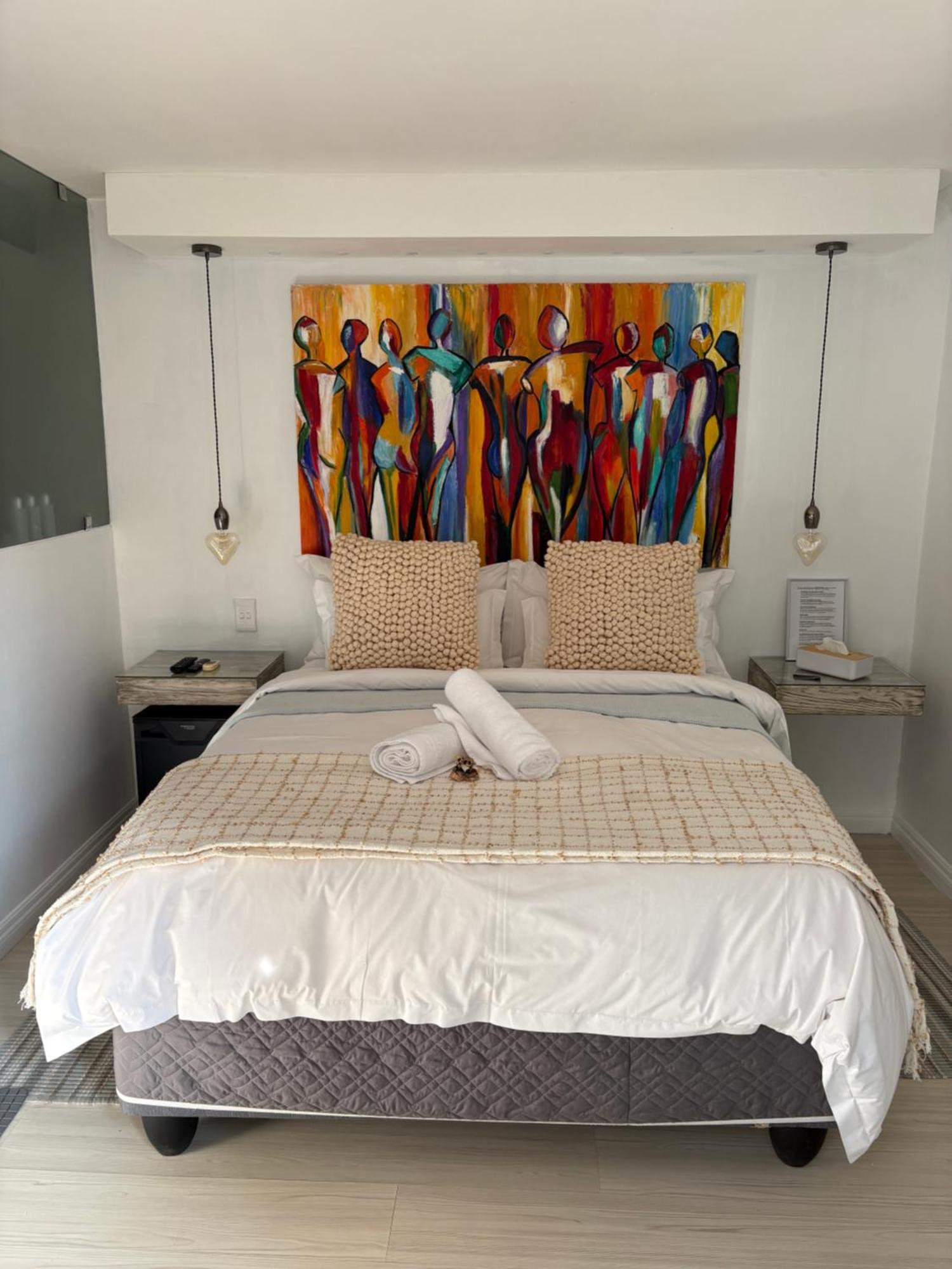 Luxury Upmarket Guesthouse 20 On 4Th รัสเทนเบิร์ก ภายนอก รูปภาพ